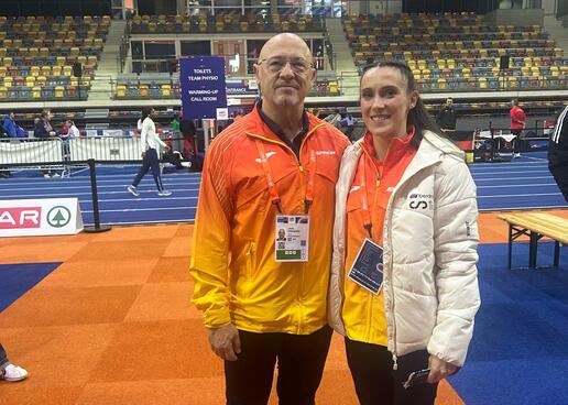 PAULA SEVILLA BRONCE EN 400 ML Y MANUEL GUIJARRO PLATA EN EL 4X400 EN EL EUROPEO