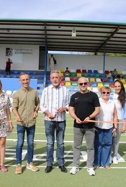 INAUGURADA LA PISTA DE ATLETISMO DE LA  MOLINETA EN VALDEPEÑAS