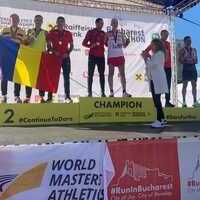 UN CAMPEÓN DEL MUNDO INDIVIDUAL DE MARATÓN, DOS POR EQUIPOS Y OTROS DOS BRONCE POR EQUIPOS EN BUCAREST
